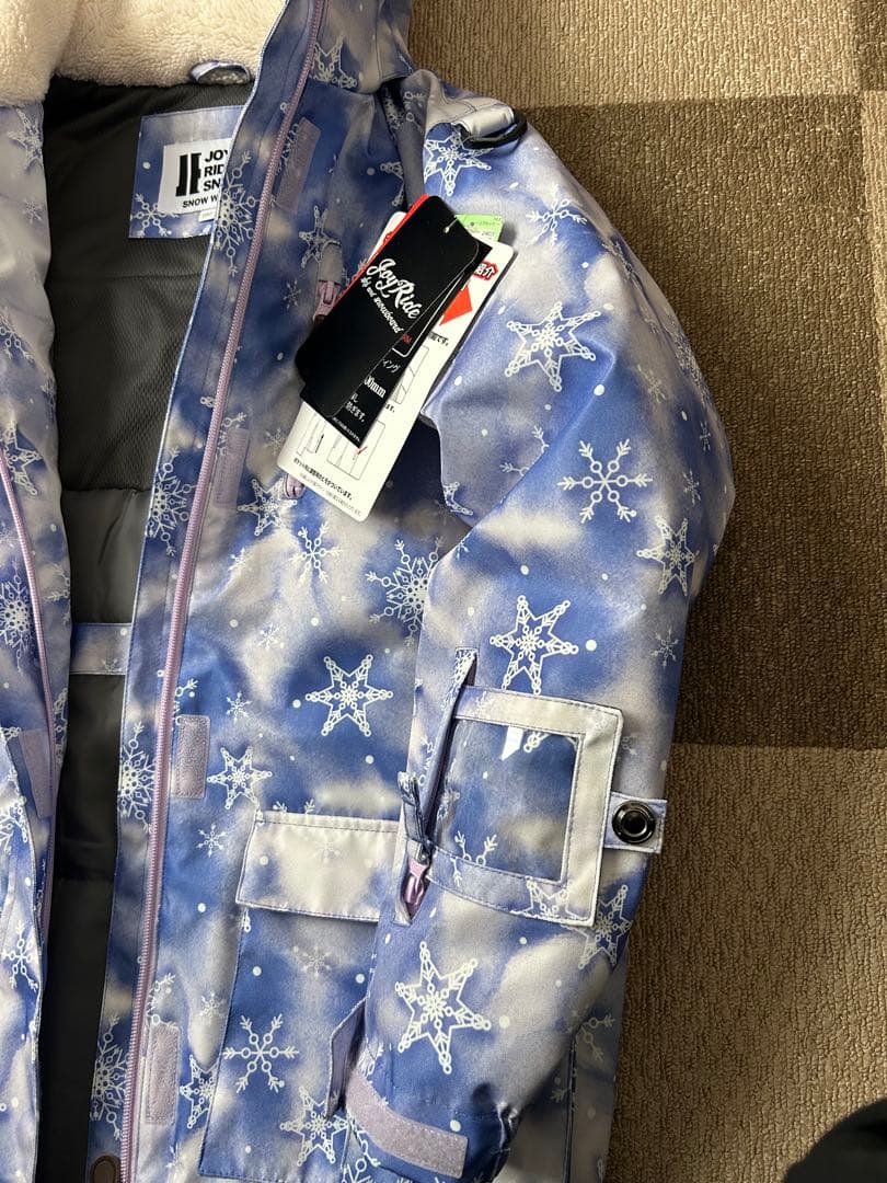 JOYRIDE スキーウェア 新品　タグ付き　160
