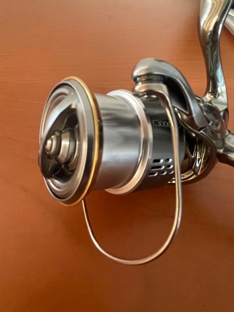 SHIMANO 18ステラ C3000SDHHGスピニングリール