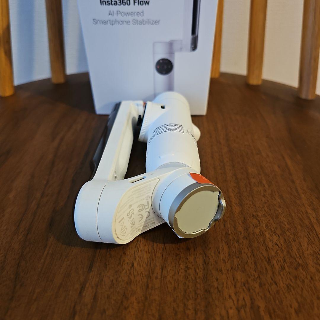 美品 Insta 360 Flow スマホ用 ジンバル スタビライザー