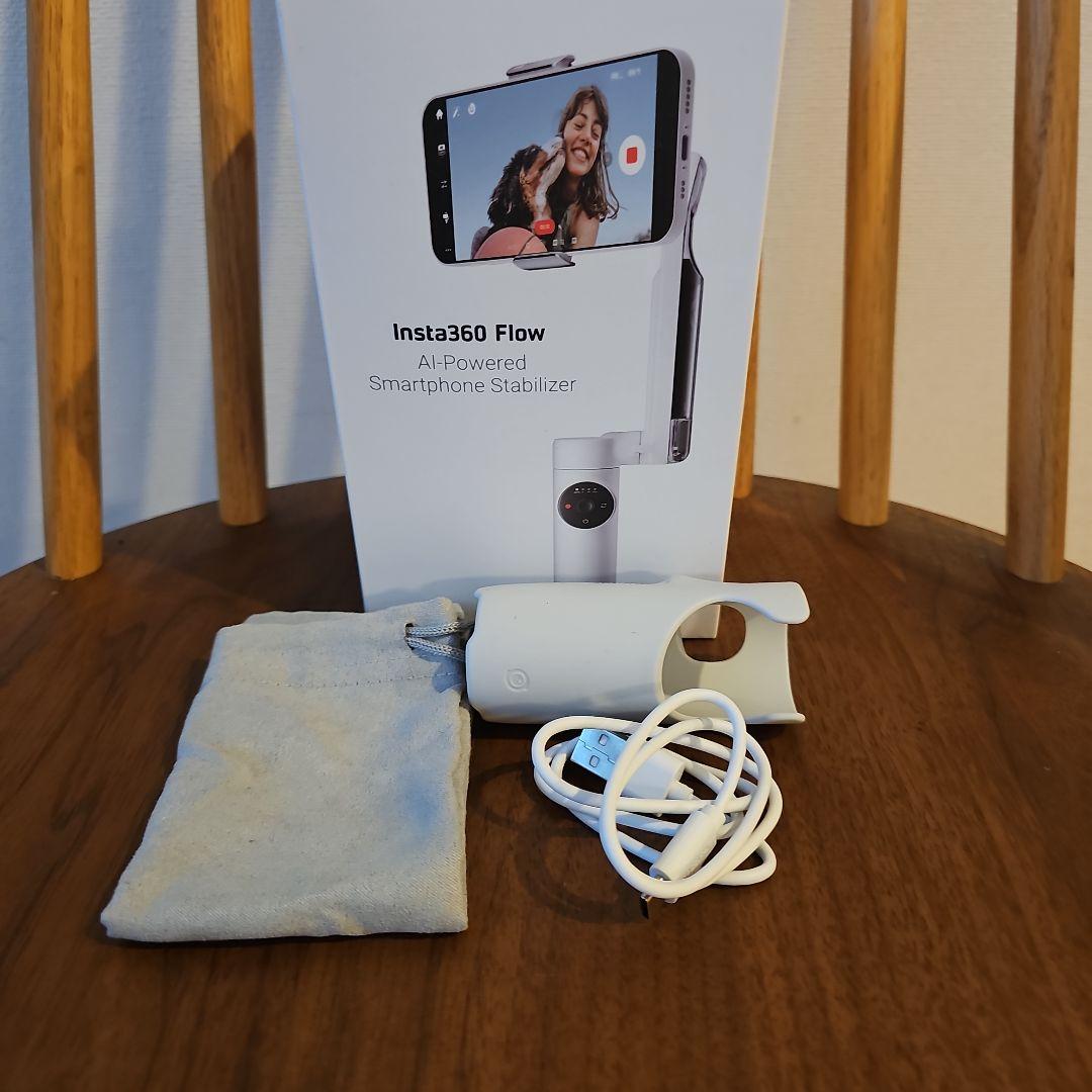 美品 Insta 360 Flow スマホ用 ジンバル スタビライザー