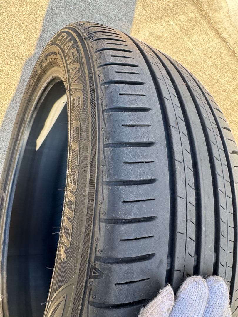 DUNLOP 18インチタイヤ　溝あり綺麗　23年製2155018