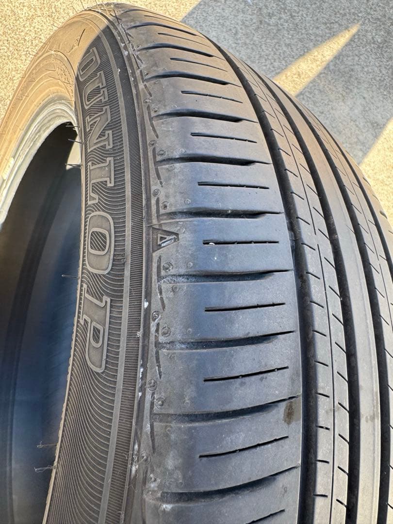 DUNLOP 18インチタイヤ　溝あり綺麗　23年製2155018
