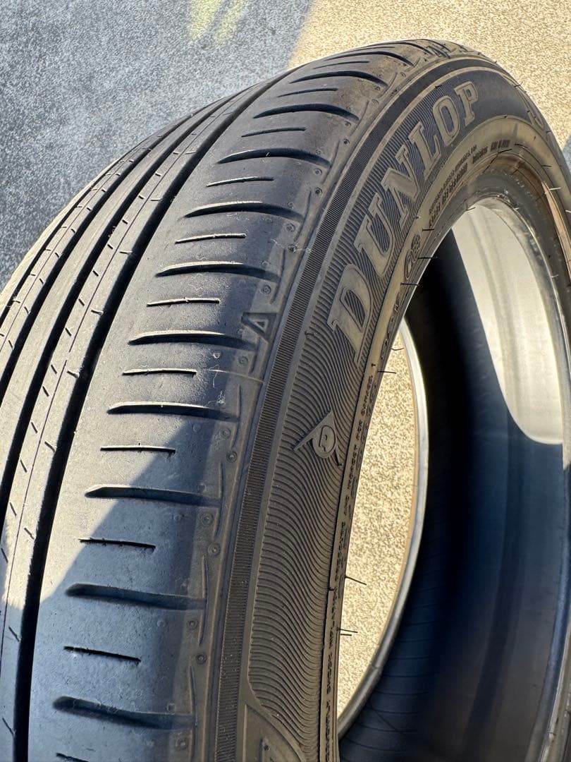 DUNLOP 18インチタイヤ　溝あり綺麗　23年製2155018