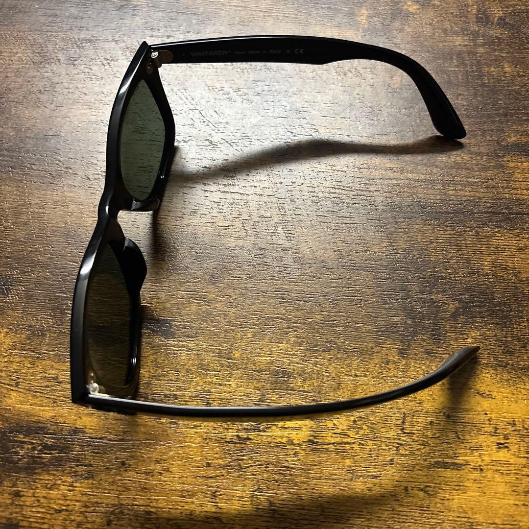 Ray-Ban Wayfarer RB 2140-F ブラック