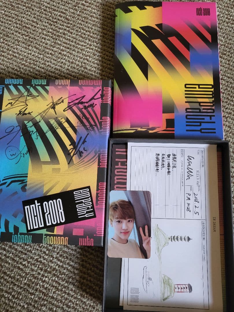 NCT サイン