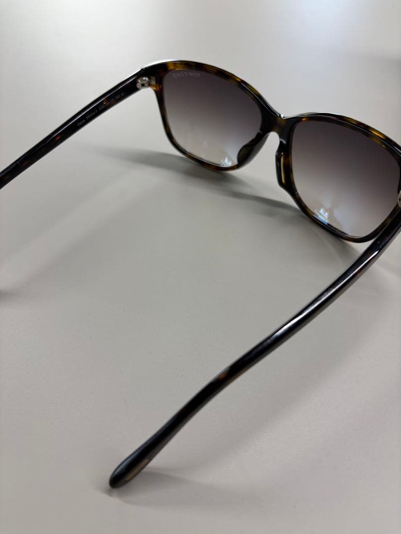 TOM FORD サングラス ケース付き　Dana TF432-F 52G