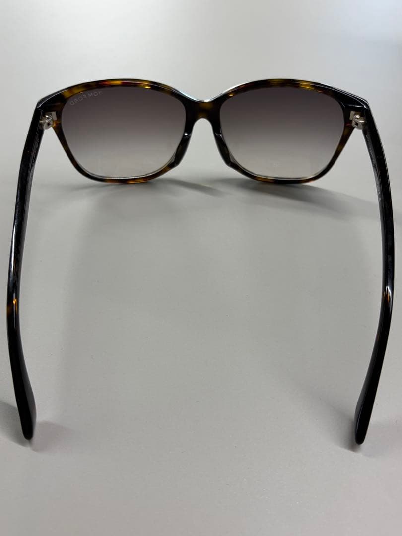 TOM FORD サングラス ケース付き　Dana TF432-F 52G