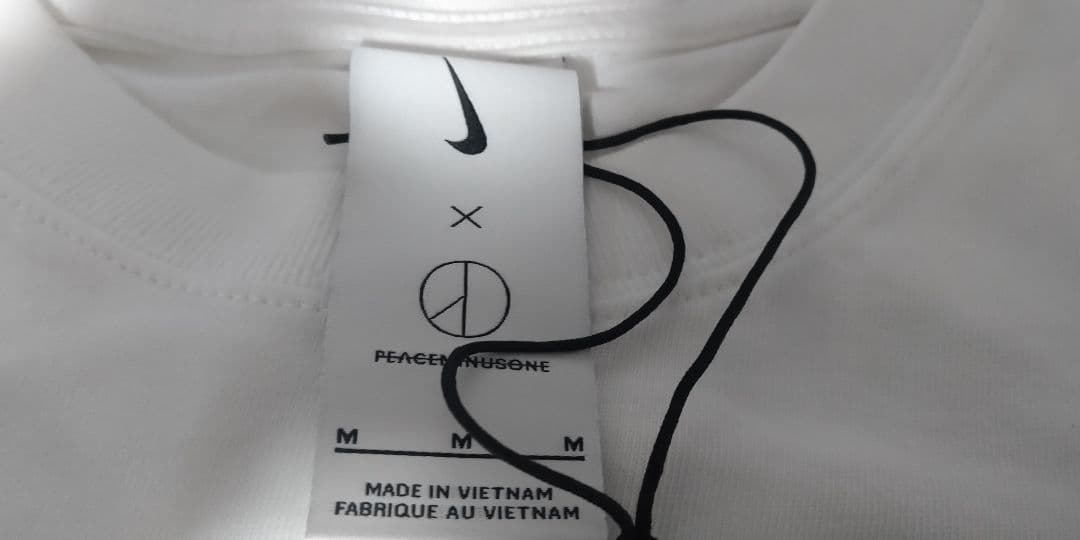 Nike ピースマイナスワン ホワイト 長袖Tシャツ デイジー柄【Mサイズ】