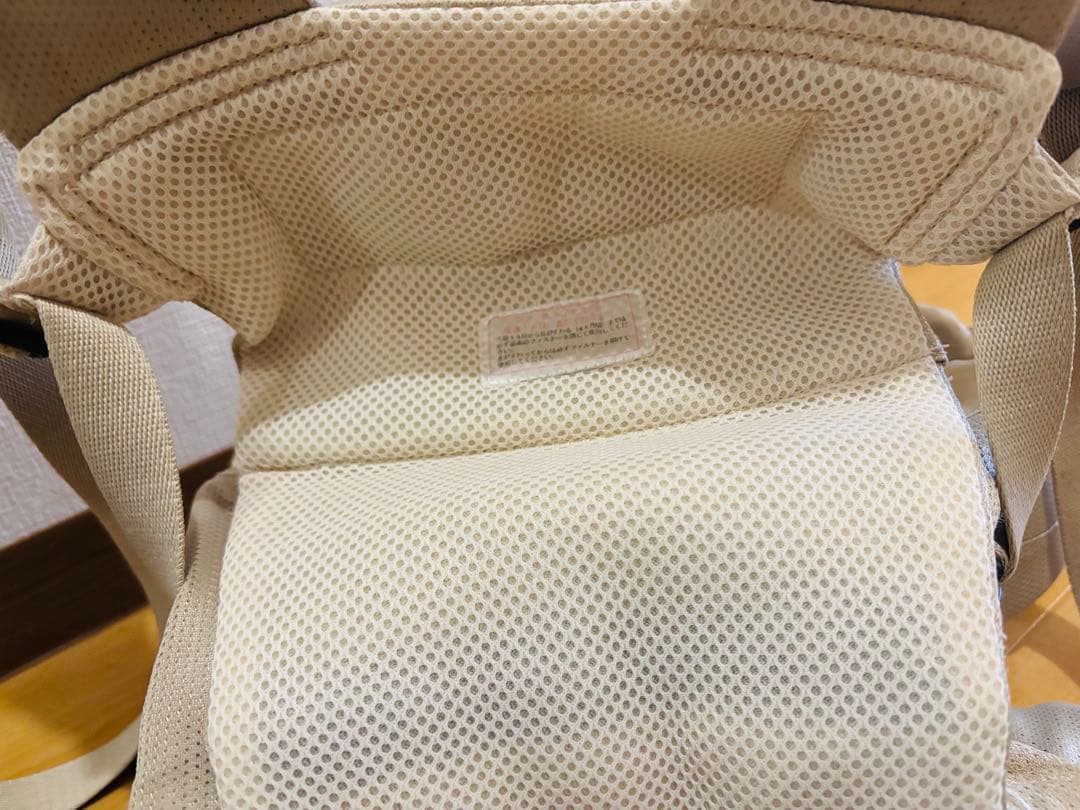 【極美品】アンジェレッテ ベビーキャリアオン　ベージュ