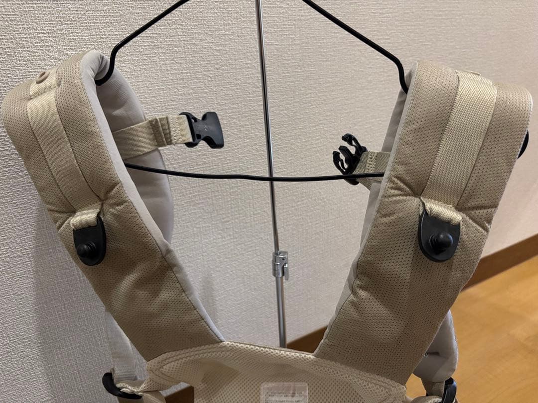 【極美品】アンジェレッテ ベビーキャリアオン　ベージュ