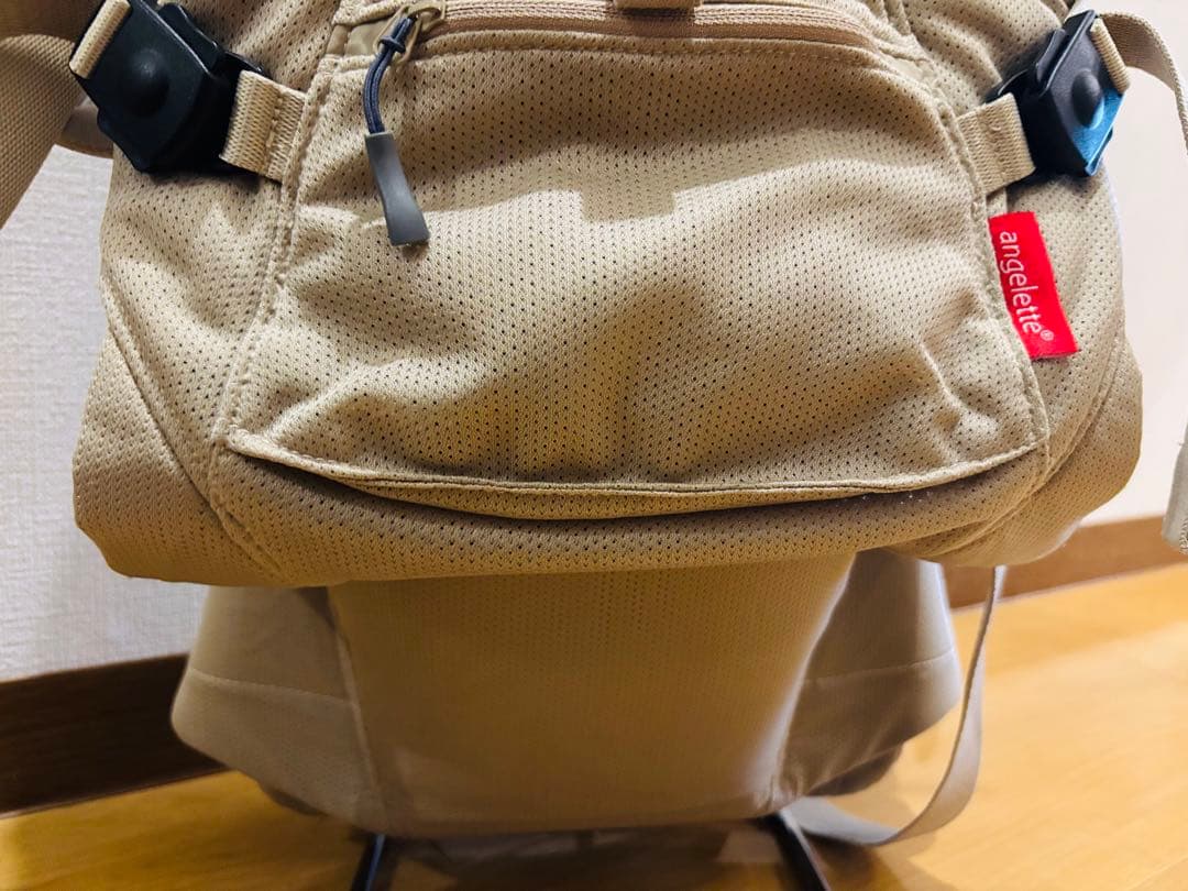 【極美品】アンジェレッテ ベビーキャリアオン　ベージュ