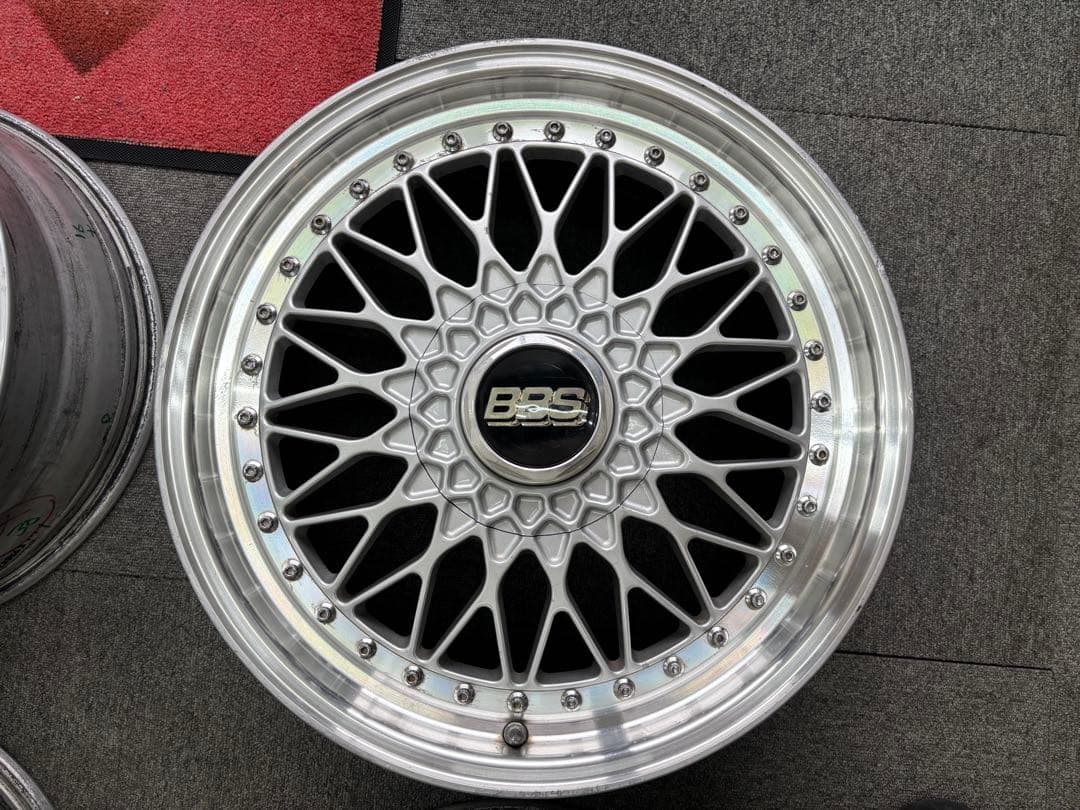 スーパーRS BBS RS 18インチ8J9J＋42 114.3-5 穴