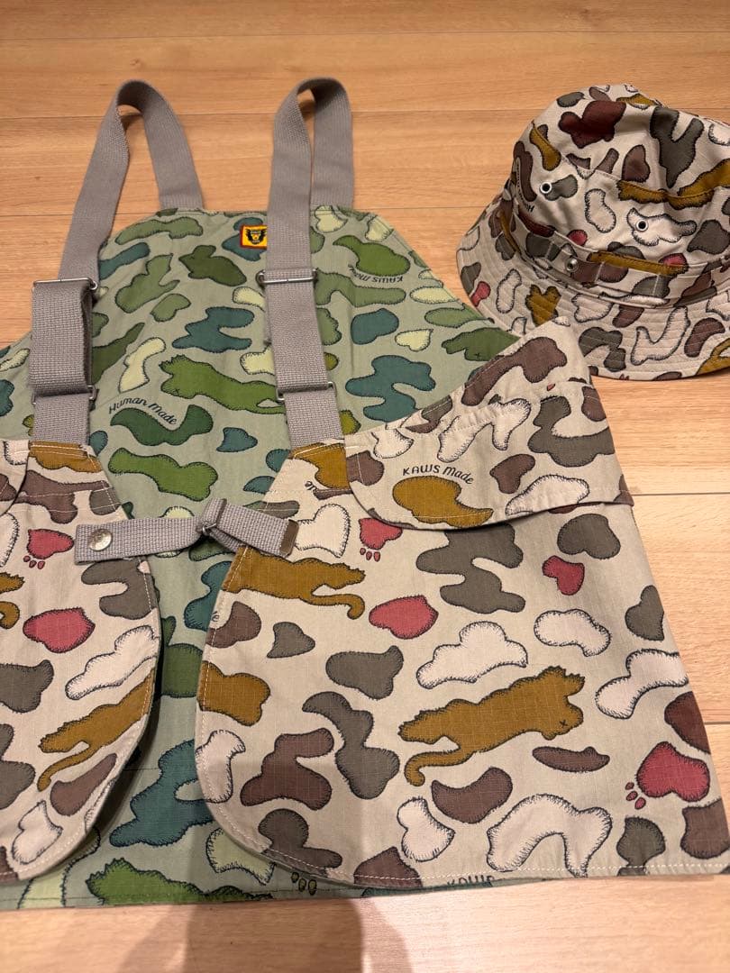 HUMAN MADE x KAWS 迷彩柄ベスト・ハットセット