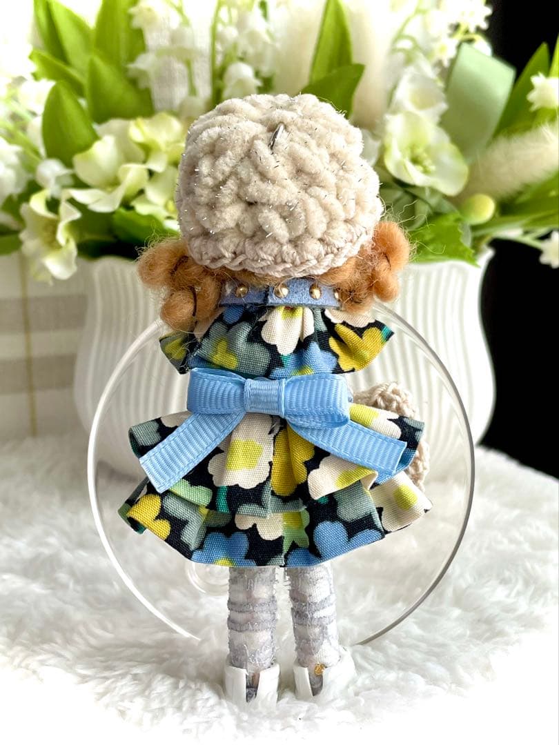 花柄❤️2段フリルワンピース❤️クローバー❤️ハンドメイド♡ドールチャーム