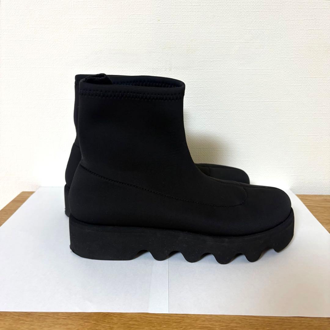 ISSEY MIYAKE × UNITED NUDE ショートブーツ　ブラック