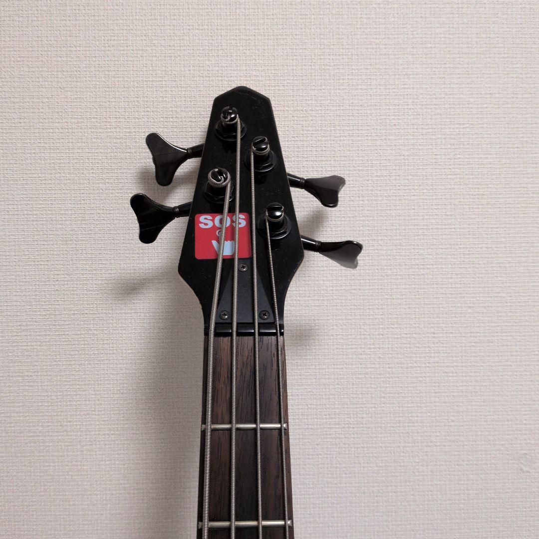 エレキベース ショートスケールホワイト
