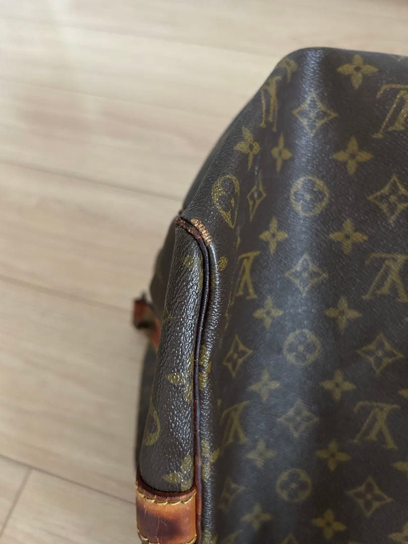 LOUIS VUITTON モノグラム/キーポル50