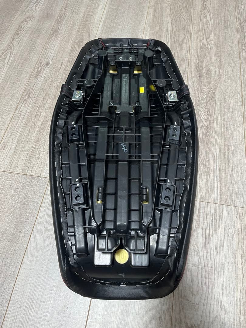 GB350S 純正シート