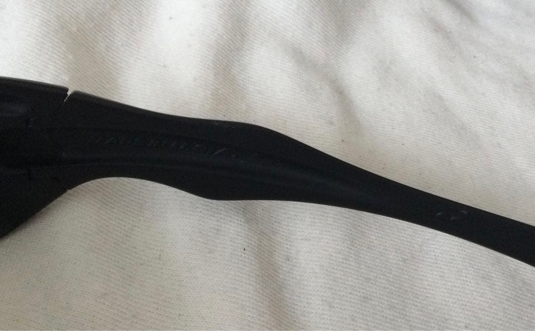 Oakley Jawbreaker ブラックサングラス