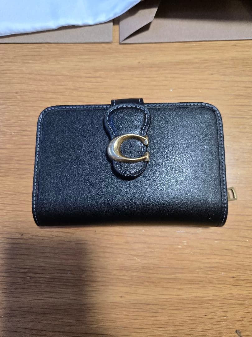 COACH ダビーミディアムウォレットブラック レザー 二つ折り財布