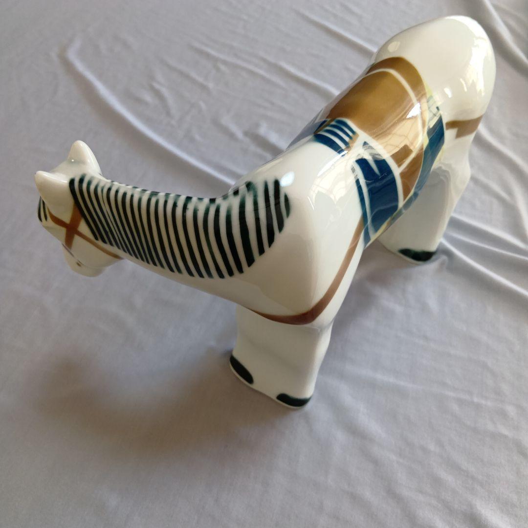 馬の形の陶磁器フィギュア　サルガデロス（Sargadelos）の製品