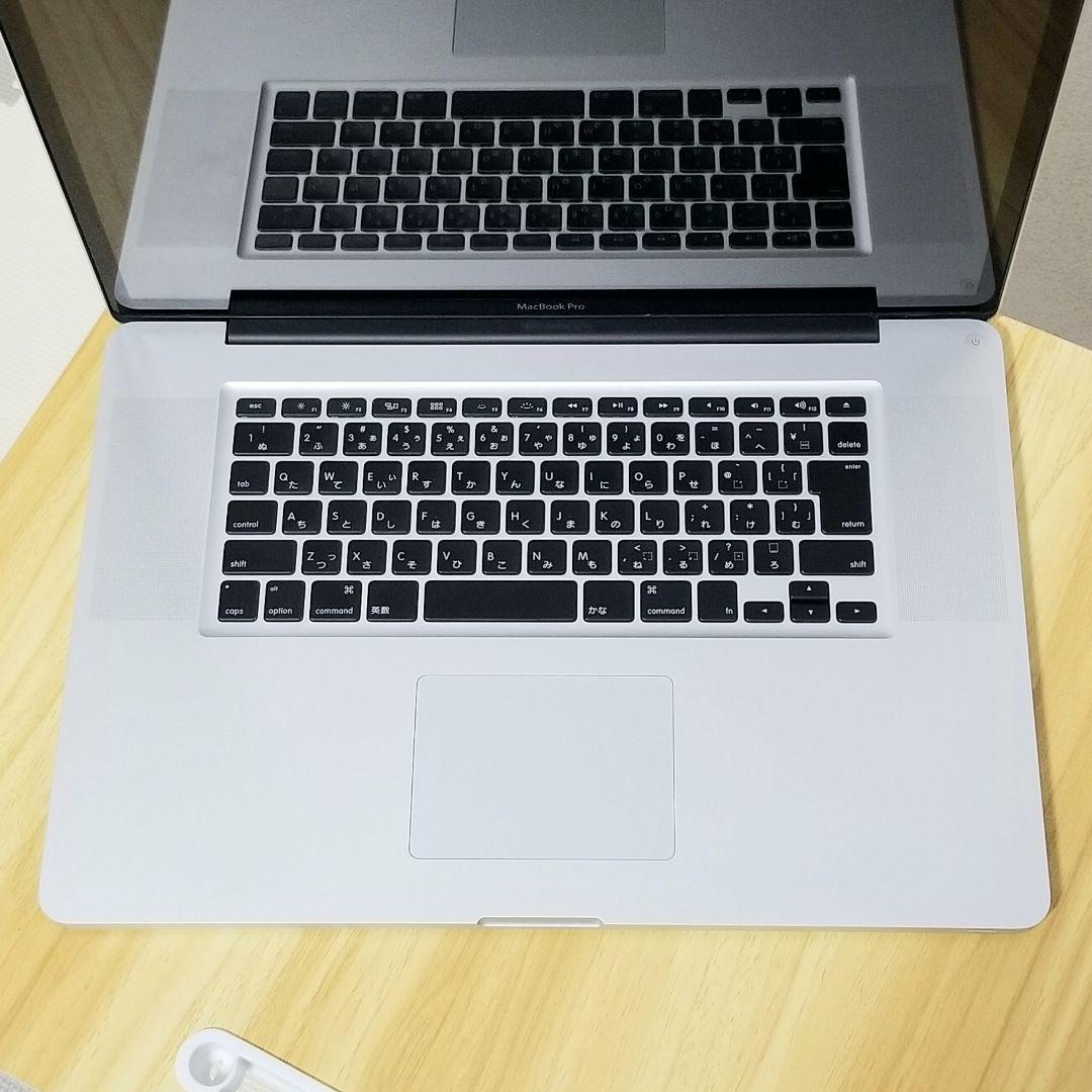 美品 Macbook Pro 17インチ メモリ8GB 新品SSD240GB