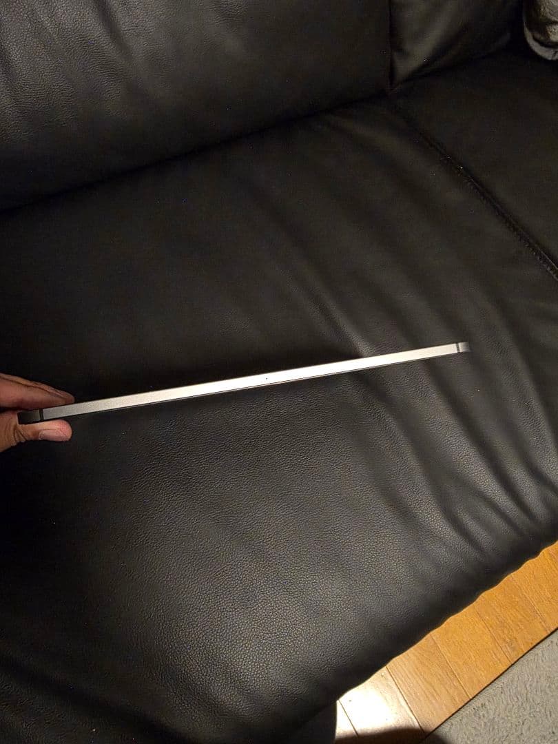 iPad Pro 11インチ (第3世代) 128GB セルラー キーボード付き