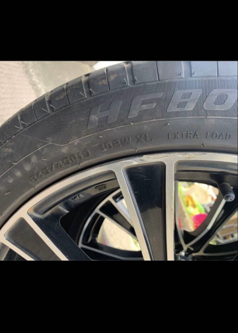WARWICK 19インチ　245/45R19