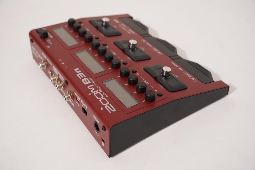 ZOOM B3n ベース用マルチエフェクツ・プロセッサー