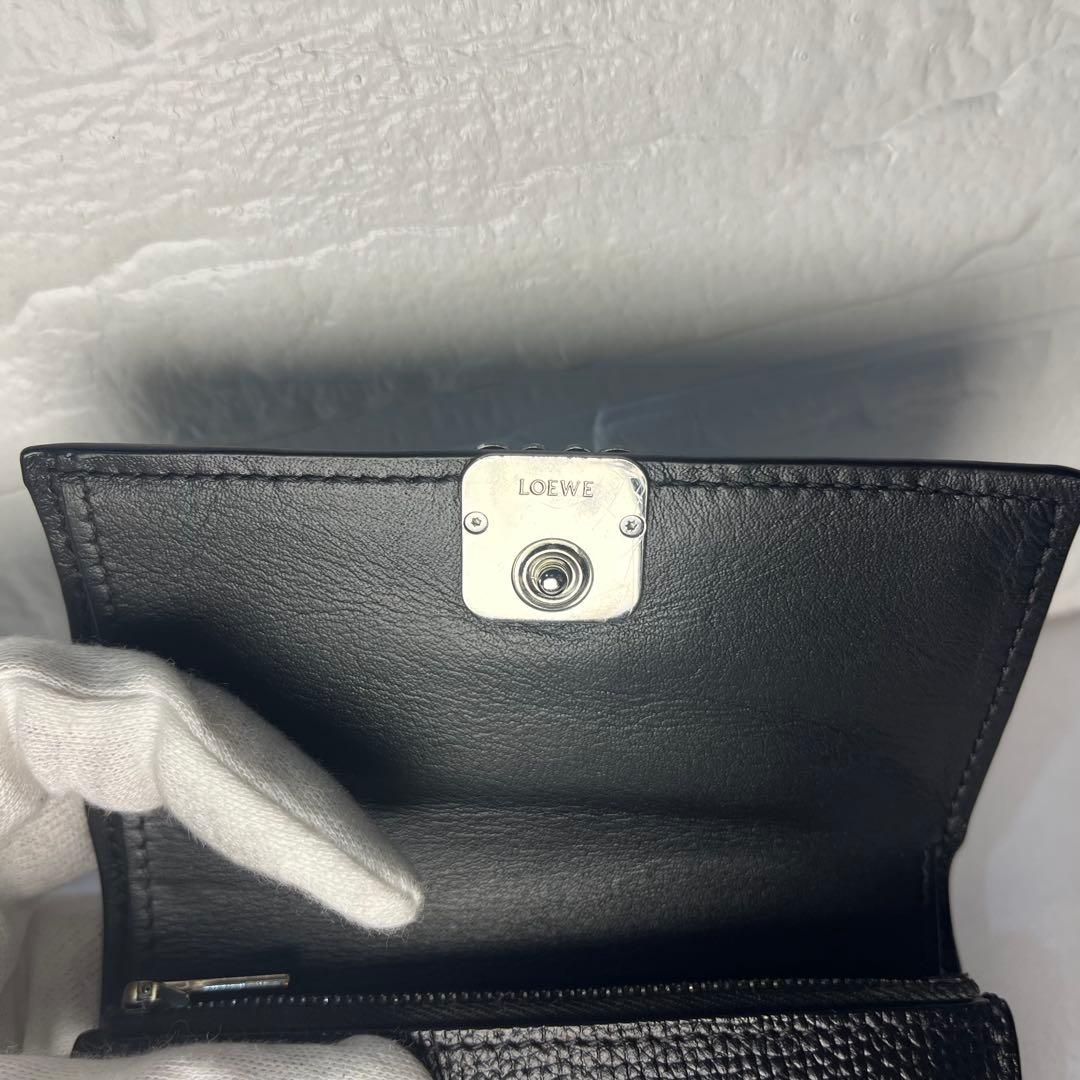LOEWEロエベ 財布 アナグラム バーティカルウォレットスモール 三つ折り