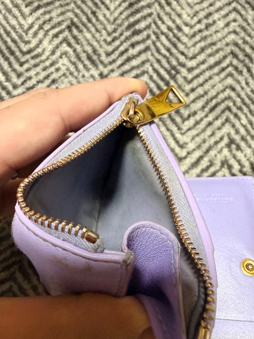 BOTTEGA VENETA ラベンダー二つ折り財布