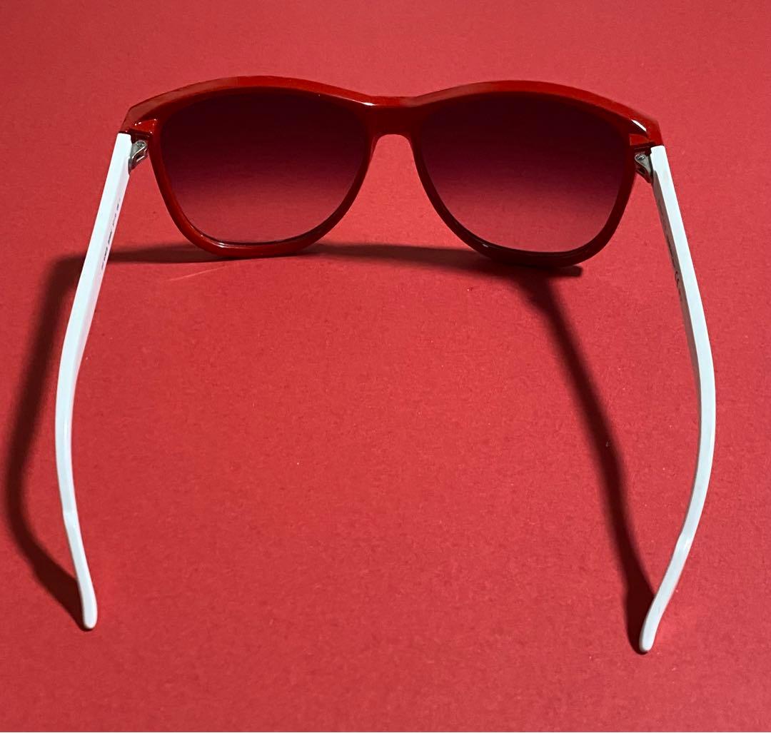 Gucci グッチ サングラス レッド