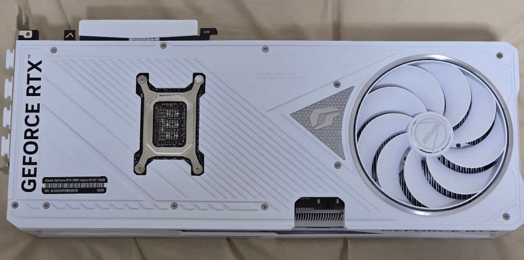 グラフィックボード・グラボ・ビデオカード Colorful GeForce RTX5080 Vulcan W OC 16G