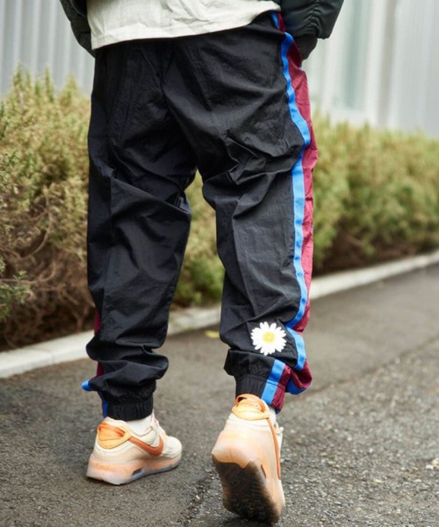 NIKE トラックパンツ　メンズ　ナイロン　パンツ　DM5026-010
