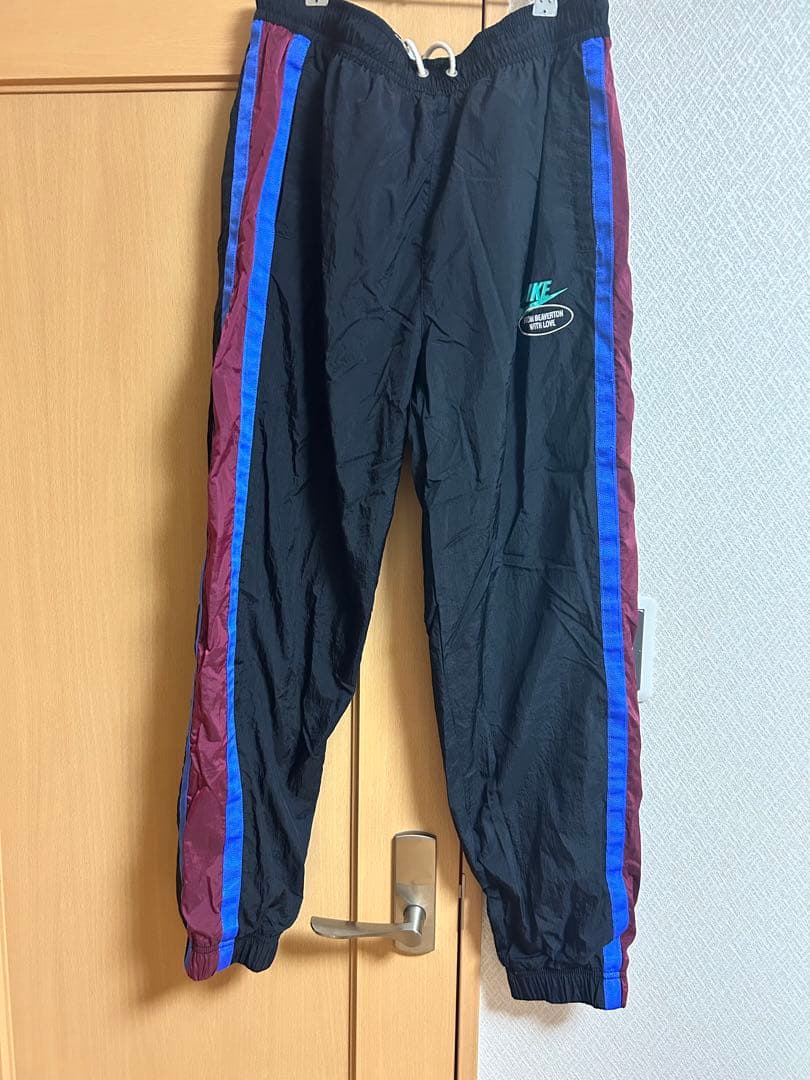 NIKE トラックパンツ　メンズ　ナイロン　パンツ　DM5026-010