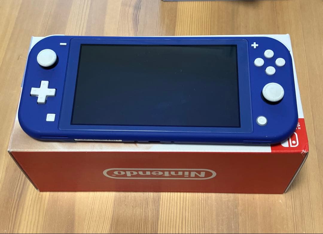Nintendo Switchライト本体のみ