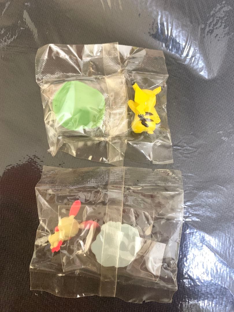 【激レア、未開封】ポケモン ボールチョコ 12体(1体開封済み)