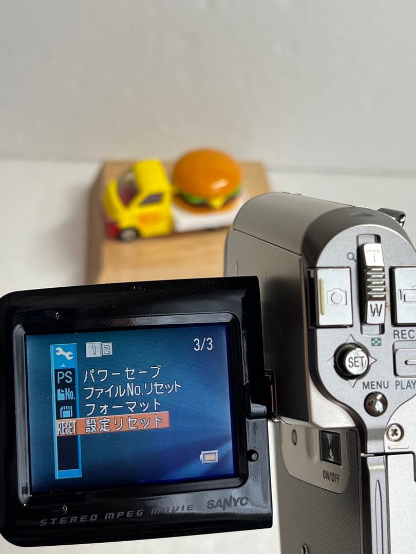 ☆稀少美品☆SANYOデジタルムービーカメラXacti DMX-C6シルバー
