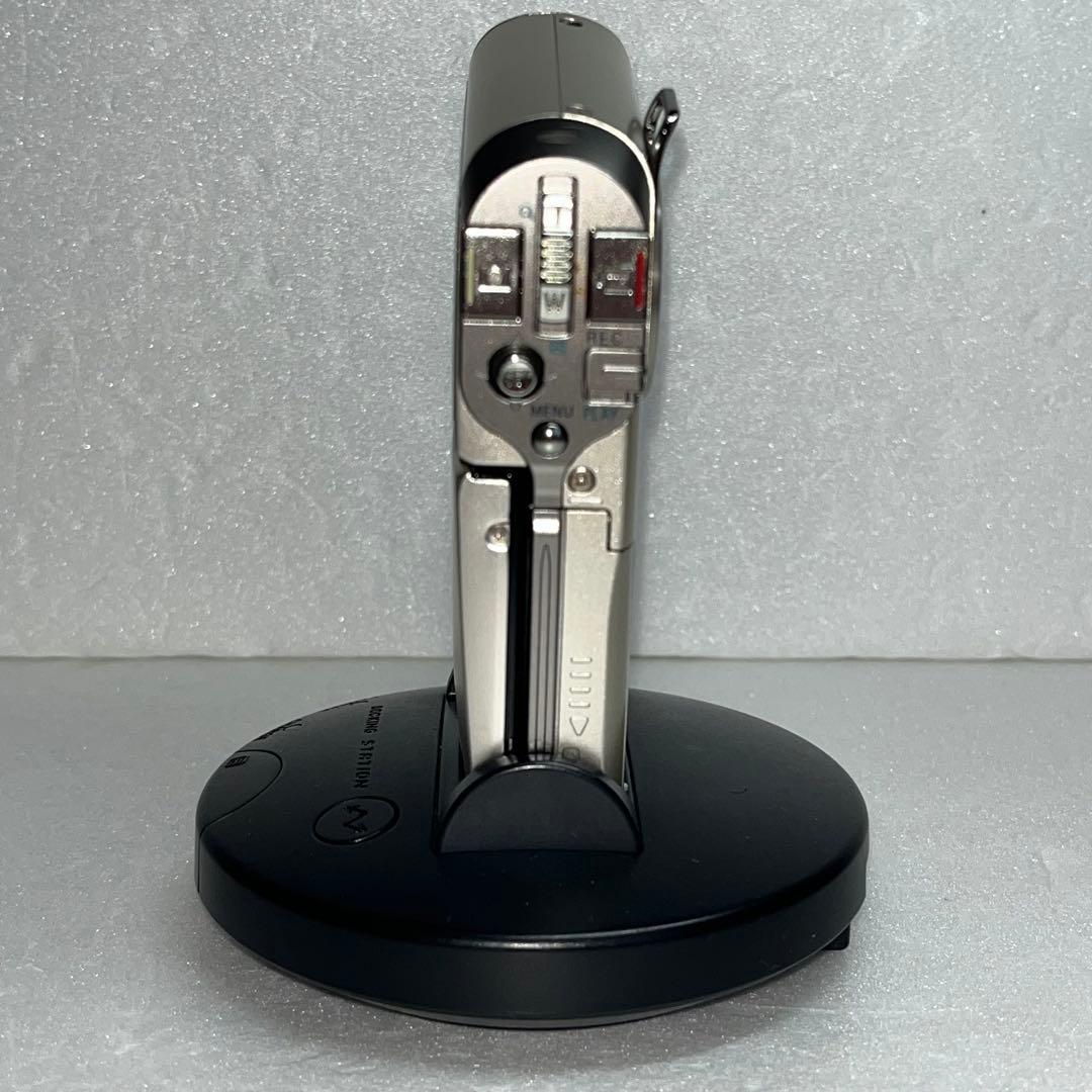 ☆稀少美品☆SANYOデジタルムービーカメラXacti DMX-C6シルバー