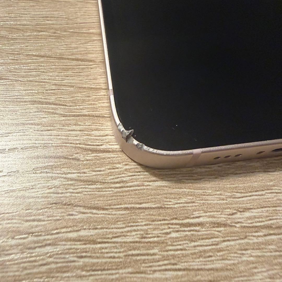 Apple iPhone 13 256GB ピンク 角にひび割れあり