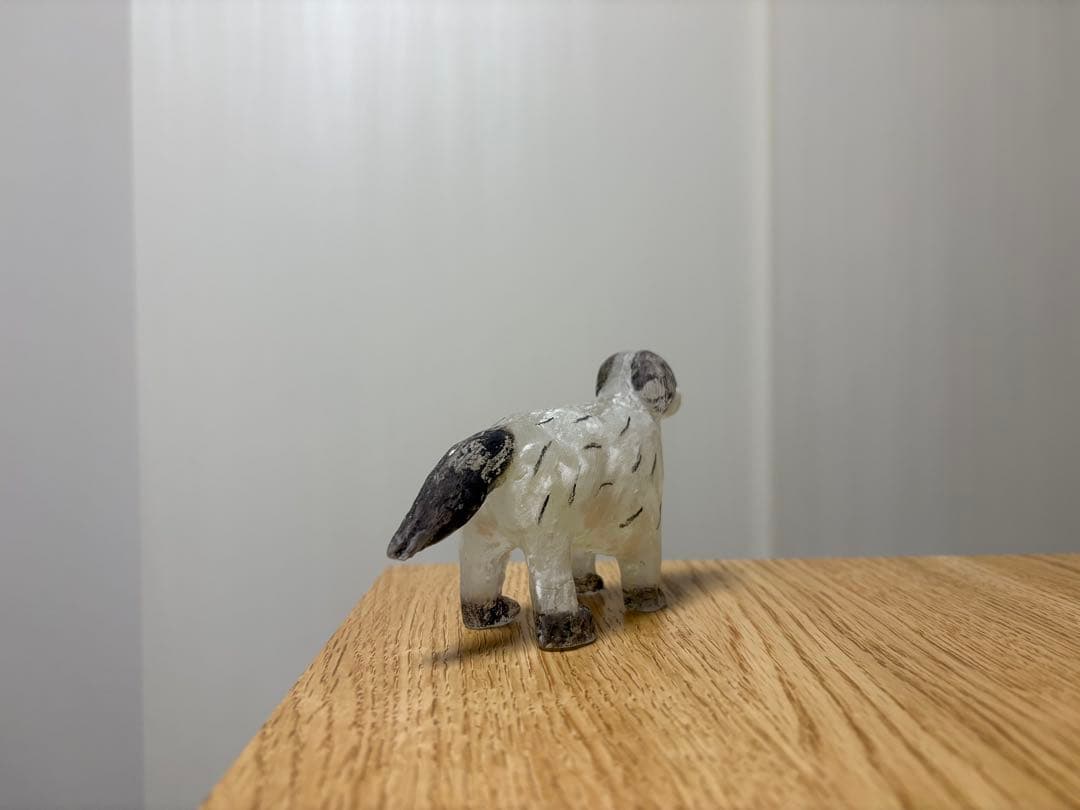 安達知江　犬　ガラスオブジェ