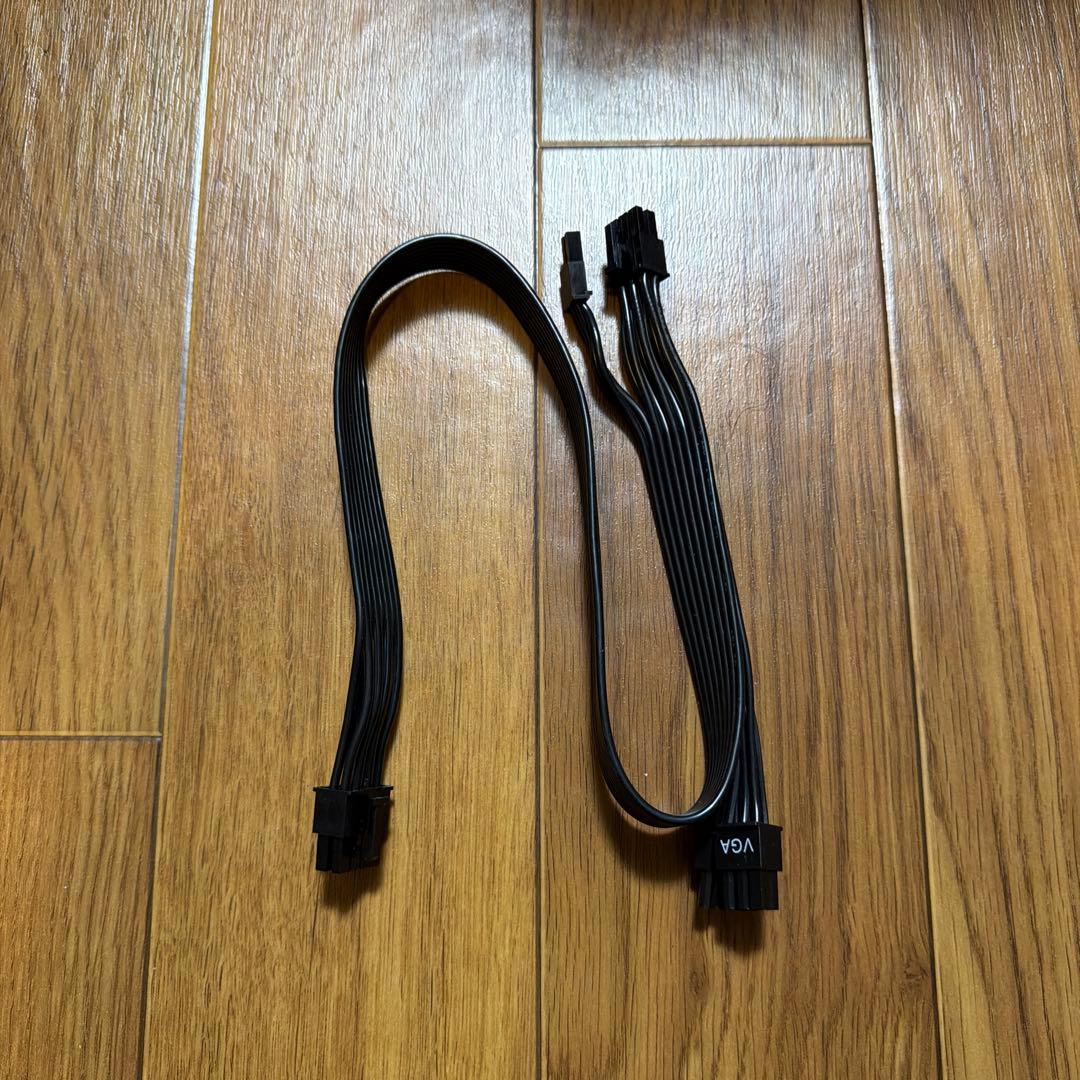 FSP Hydro GSM Lite PRO 650W PC用電源ユニット