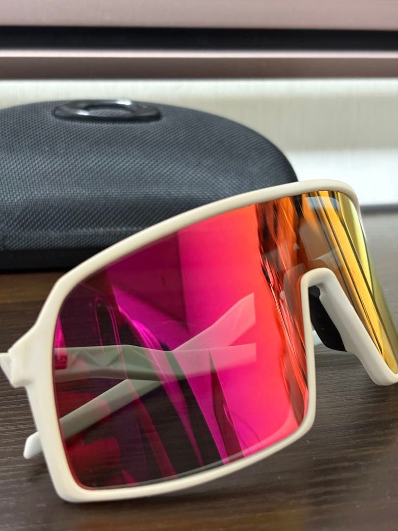 オークリースートロライト OAKLEY SUTRO S サングラス