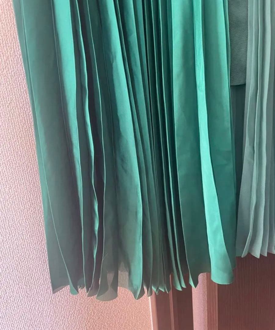 【美品】sacai pleats skirt 2021SS