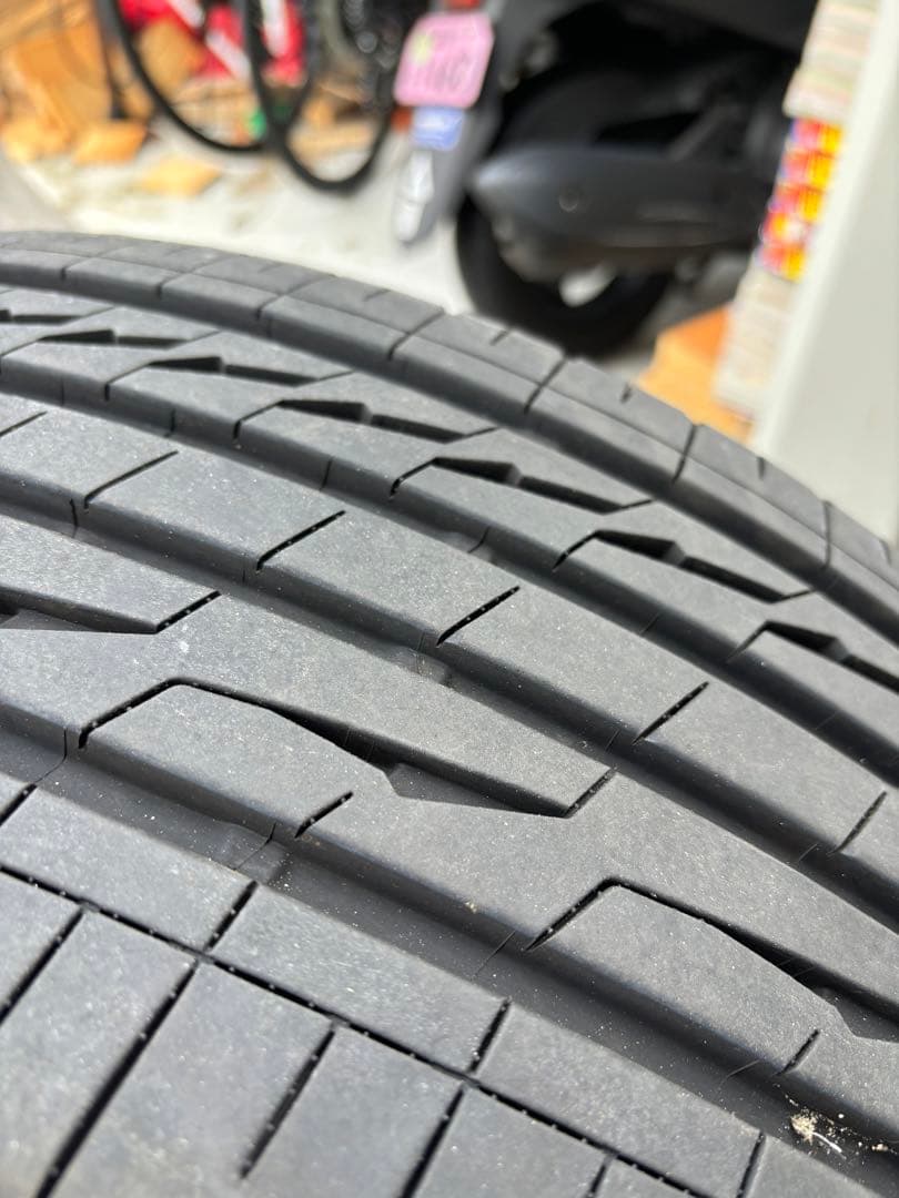 ブリヂストン　アレンザLX100 265/65R17