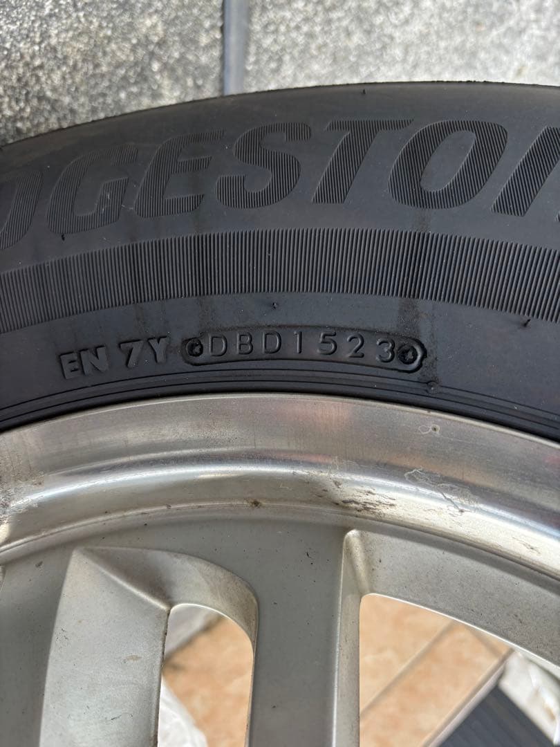 ブリヂストン　アレンザLX100 265/65R17
