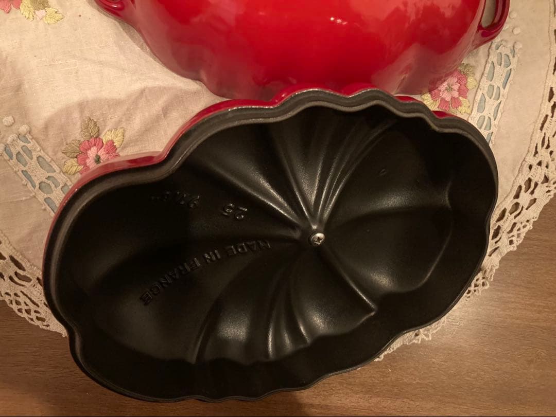 トマトココット　ストウブ　staub 25cm