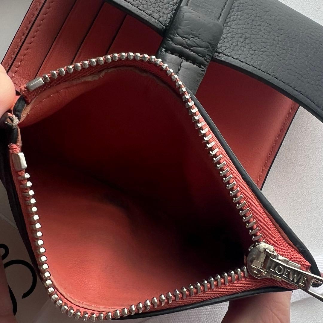 153 美品 LOEWE ロエベ 3つ折り財布