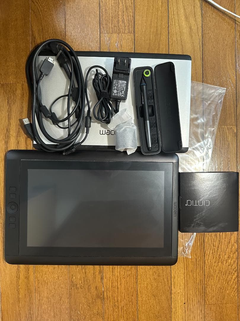 Wacom Cintiq 13HD 本体