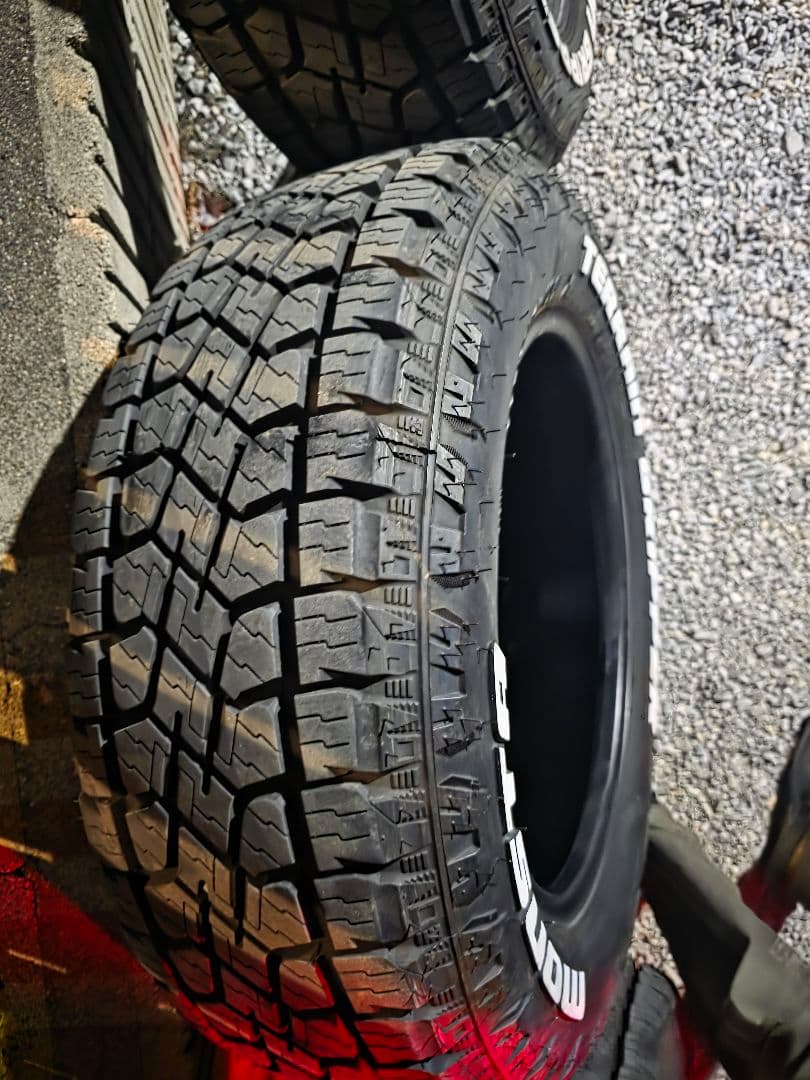 オフロード　TERRAIN GRIPPER 4本セット　タイヤのみ